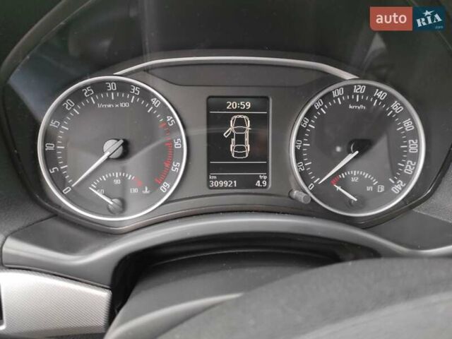 Серый Шкода Октавия, объемом двигателя 1.6 л и пробегом 310 тыс. км за 7650 $, фото 31 на Automoto.ua