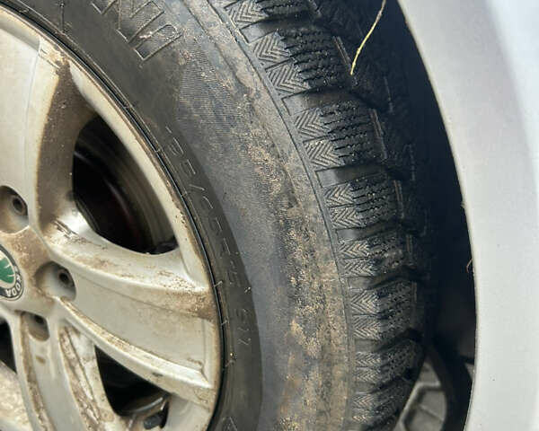 Серый Шкода Октавия, объемом двигателя 1.6 л и пробегом 295 тыс. км за 6800 $, фото 9 на Automoto.ua