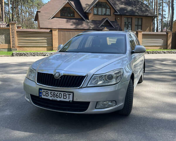 Серый Шкода Октавия, объемом двигателя 1.99 л и пробегом 296 тыс. км за 6200 $, фото 1 на Automoto.ua