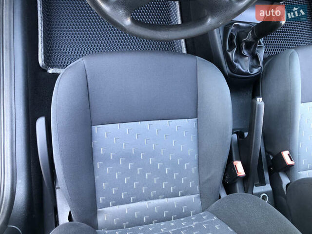 Сірий Шкода Октавія, об'ємом двигуна 1.6 л та пробігом 160 тис. км за 7300 $, фото 29 на Automoto.ua