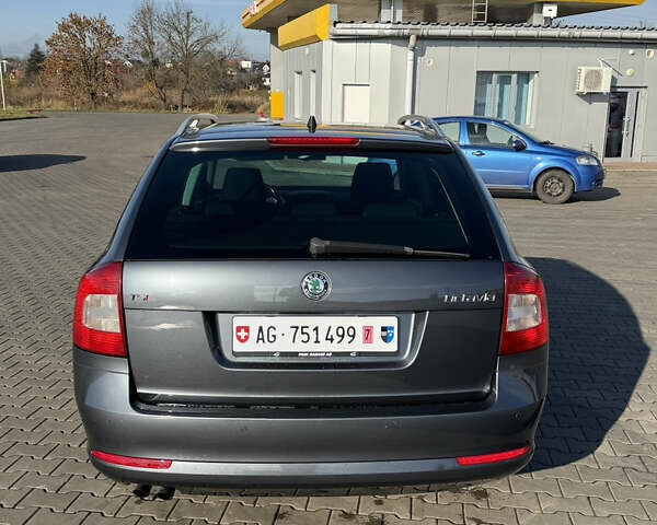 Сірий Шкода Октавія, об'ємом двигуна 1.8 л та пробігом 157 тис. км за 8150 $, фото 5 на Automoto.ua