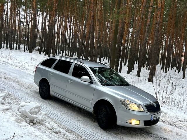 Сірий Шкода Октавія, об'ємом двигуна 1.8 л та пробігом 200 тис. км за 7400 $, фото 1 на Automoto.ua