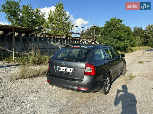 Серый Шкода Октавия, объемом двигателя 1.8 л и пробегом 221 тыс. км за 6900 $, фото 8 на Automoto.ua