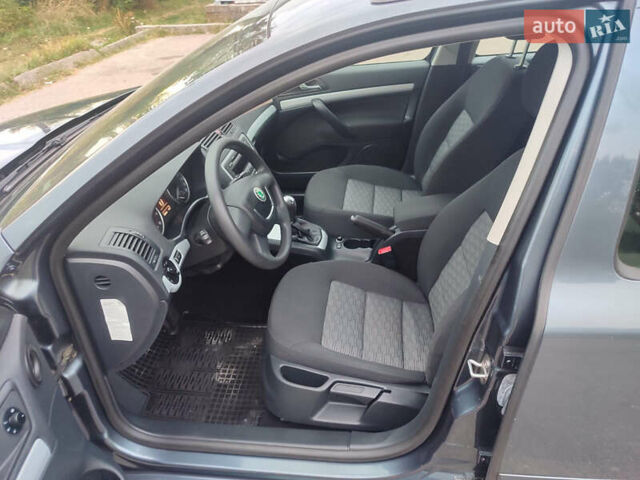 Сірий Шкода Октавія, об'ємом двигуна 1.8 л та пробігом 160 тис. км за 7700 $, фото 17 на Automoto.ua