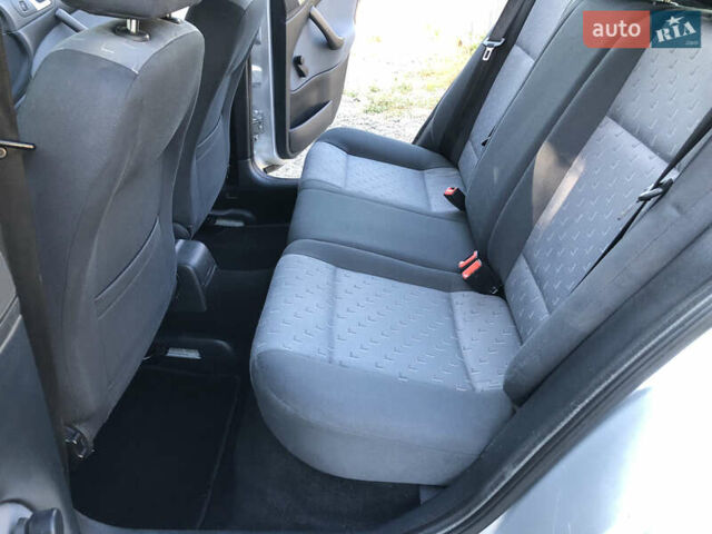 Сірий Шкода Октавія, об'ємом двигуна 1.6 л та пробігом 160 тис. км за 7300 $, фото 26 на Automoto.ua