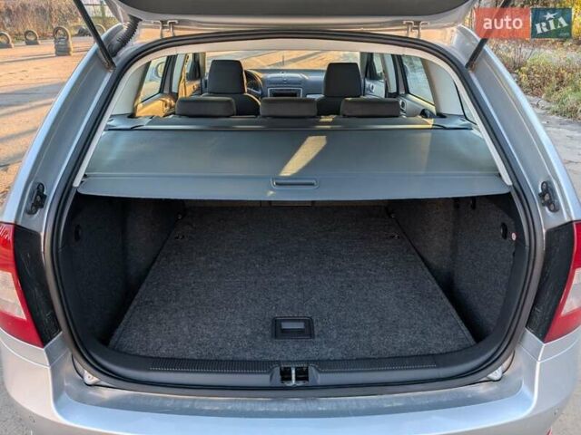 Сірий Шкода Октавія, об'ємом двигуна 1.8 л та пробігом 105 тис. км за 7850 $, фото 38 на Automoto.ua