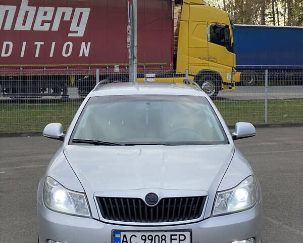 Серый Шкода Октавия, объемом двигателя 2 л и пробегом 273 тыс. км за 8200 $, фото 33 на Automoto.ua