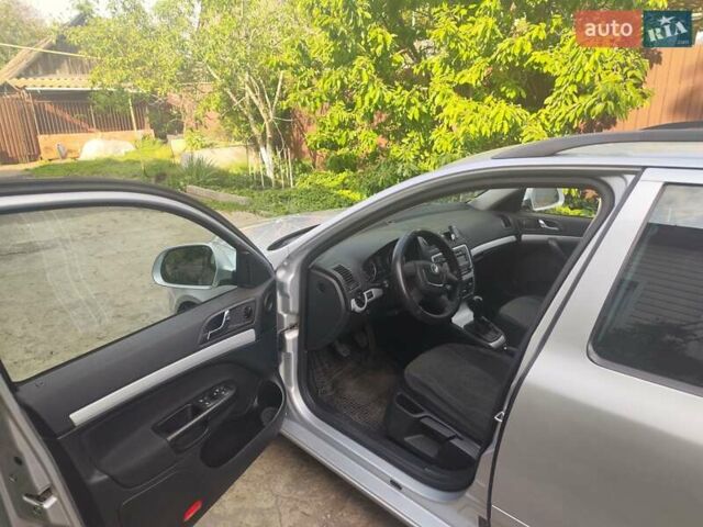 Серый Шкода Октавия, объемом двигателя 1.6 л и пробегом 200 тыс. км за 7650 $, фото 10 на Automoto.ua