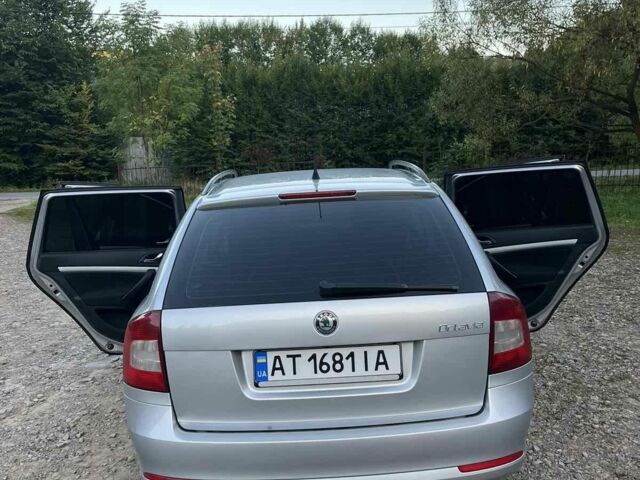 Серый Шкода Октавия, объемом двигателя 1.2 л и пробегом 250 тыс. км за 6500 $, фото 3 на Automoto.ua