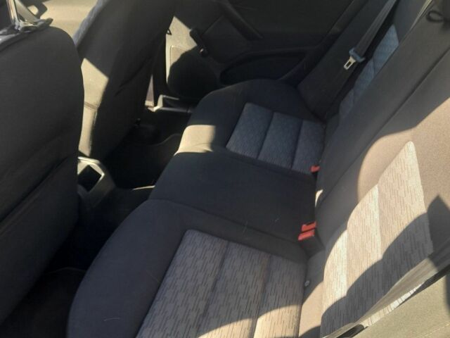 Серый Шкода Октавия, объемом двигателя 1.6 л и пробегом 270 тыс. км за 8500 $, фото 4 на Automoto.ua