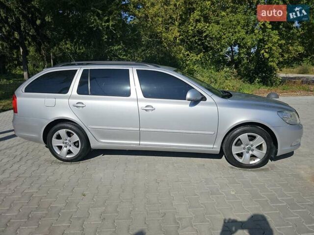 Сірий Шкода Октавія, об'ємом двигуна 1.6 л та пробігом 232 тис. км за 7500 $, фото 1 на Automoto.ua