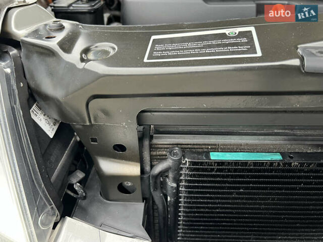 Сірий Шкода Октавія, об'ємом двигуна 1.6 л та пробігом 188 тис. км за 9200 $, фото 116 на Automoto.ua