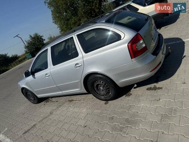 Серый Шкода Октавия, объемом двигателя 1.6 л и пробегом 260 тыс. км за 7700 $, фото 4 на Automoto.ua