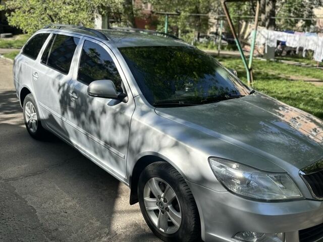 Серый Шкода Октавия, объемом двигателя 1.4 л и пробегом 280 тыс. км за 6000 $, фото 12 на Automoto.ua