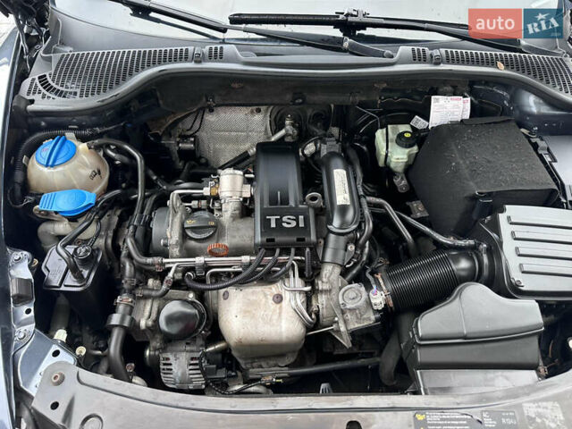 Серый Шкода Октавия, объемом двигателя 1.2 л и пробегом 209 тыс. км за 6777 $, фото 72 на Automoto.ua