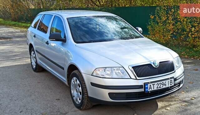 Шкода Октавія 2010 у Богородчанах на Automoto.ua Сірий Шкода Октавія, об'ємом двигуна 1.6 л та пробігом 354 тис. км за 4400 $, фото 21 на Automoto.ua