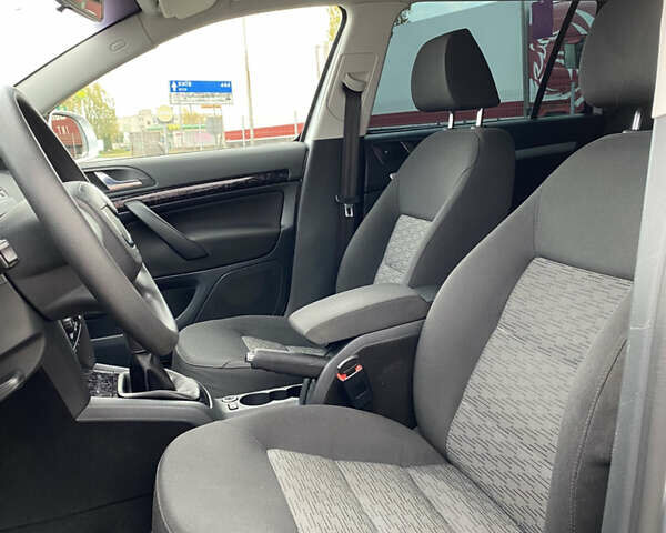 Серый Шкода Октавия, объемом двигателя 2 л и пробегом 273 тыс. км за 8200 $, фото 44 на Automoto.ua