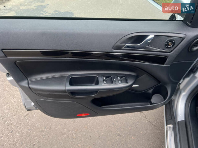 Серый Шкода Октавия, объемом двигателя 2 л и пробегом 255 тыс. км за 10700 $, фото 14 на Automoto.ua