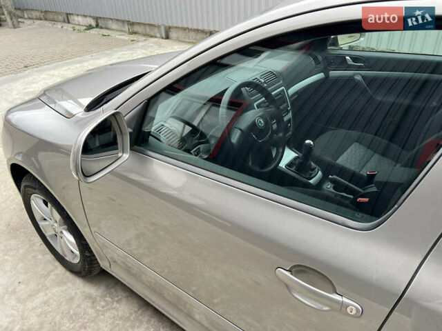 Сірий Шкода Октавія, об'ємом двигуна 1.6 л та пробігом 188 тис. км за 9200 $, фото 41 на Automoto.ua