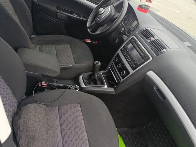 Сірий Шкода Октавія, об'ємом двигуна 2 л та пробігом 300 тис. км за 7250 $, фото 6 на Automoto.ua