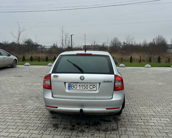 Серый Шкода Октавия, объемом двигателя 1.6 л и пробегом 295 тыс. км за 6800 $, фото 5 на Automoto.ua