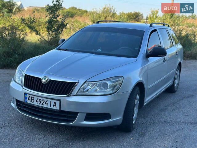 Серый Шкода Октавия, объемом двигателя 1.6 л и пробегом 289 тыс. км за 8150 $, фото 4 на Automoto.ua