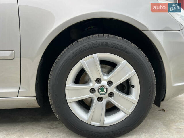 Сірий Шкода Октавія, об'ємом двигуна 1.6 л та пробігом 188 тис. км за 9200 $, фото 31 на Automoto.ua