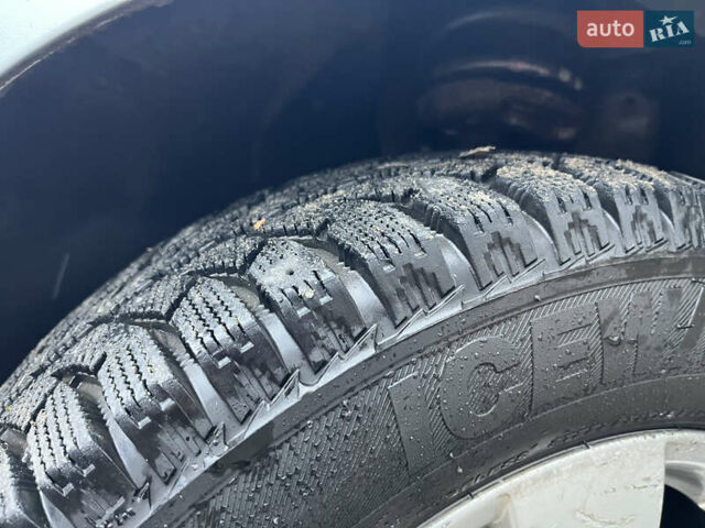 Серый Шкода Октавия, объемом двигателя 2 л и пробегом 285 тыс. км за 8800 $, фото 22 на Automoto.ua