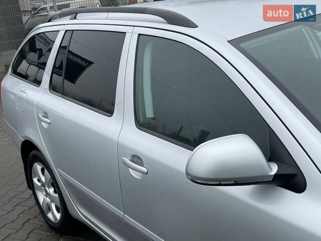 Серый Шкода Октавия, объемом двигателя 1.6 л и пробегом 229 тыс. км за 9499 $, фото 111 на Automoto.ua