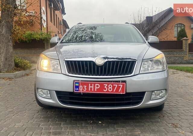 Сірий Шкода Октавія, об'ємом двигуна 1.4 л та пробігом 199 тис. км за 8450 $, фото 1 на Automoto.ua
