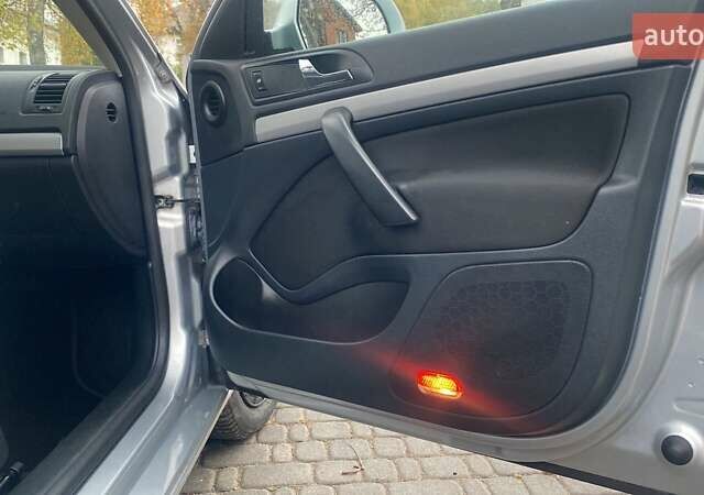Сірий Шкода Октавія, об'ємом двигуна 1.4 л та пробігом 199 тис. км за 8450 $, фото 16 на Automoto.ua