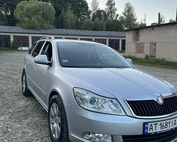 Серый Шкода Октавия, объемом двигателя 1.2 л и пробегом 250 тыс. км за 6500 $, фото 12 на Automoto.ua