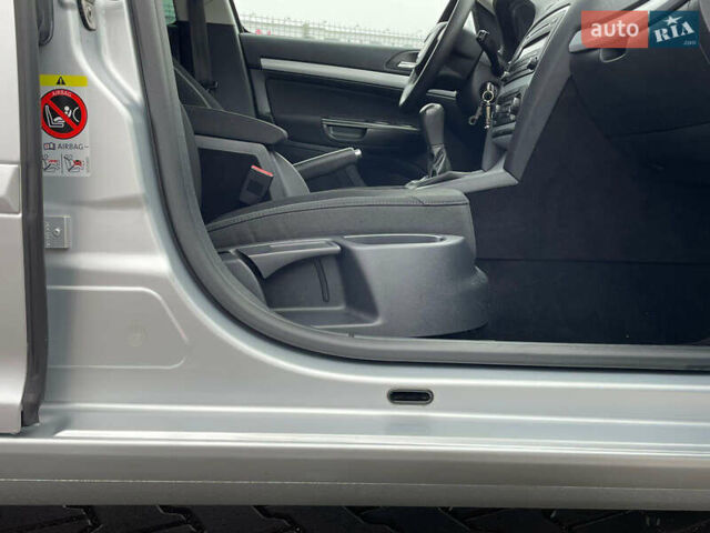 Серый Шкода Октавия, объемом двигателя 1.6 л и пробегом 226 тыс. км за 8999 $, фото 15 на Automoto.ua