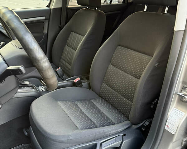 Серый Шкода Октавия, объемом двигателя 1.6 л и пробегом 197 тыс. км за 8500 $, фото 15 на Automoto.ua