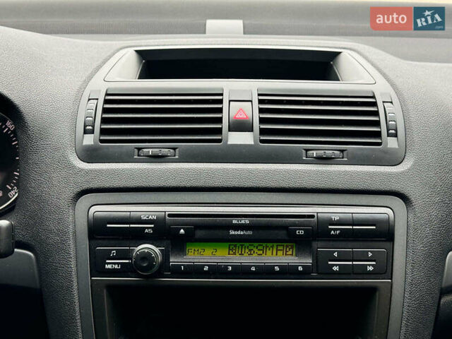 Сірий Шкода Октавія, об'ємом двигуна 1.6 л та пробігом 307 тис. км за 5940 $, фото 28 на Automoto.ua
