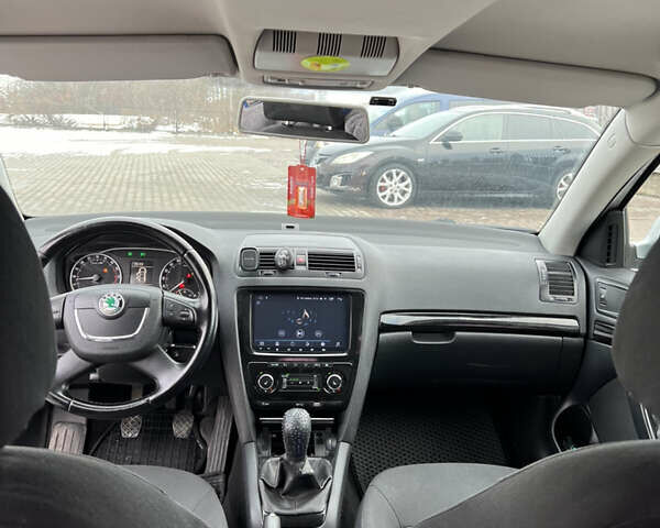 Серый Шкода Октавия, объемом двигателя 1.6 л и пробегом 335 тыс. км за 6450 $, фото 15 на Automoto.ua