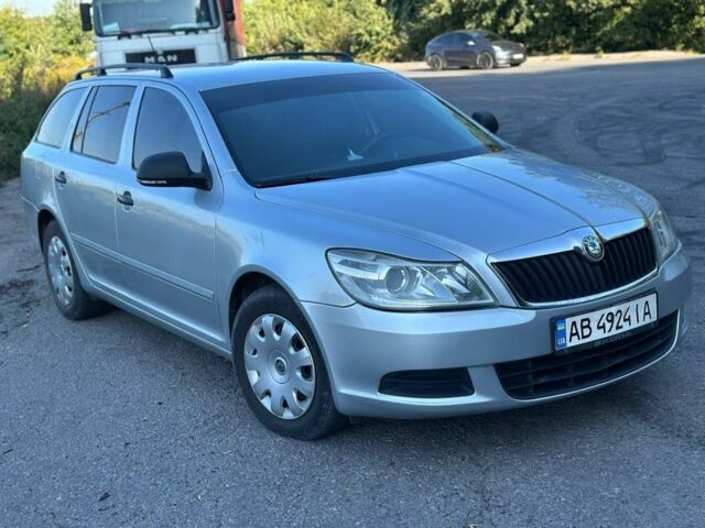 Серый Шкода Октавия, объемом двигателя 1.6 л и пробегом 289 тыс. км за 8100 $, фото 1 на Automoto.ua