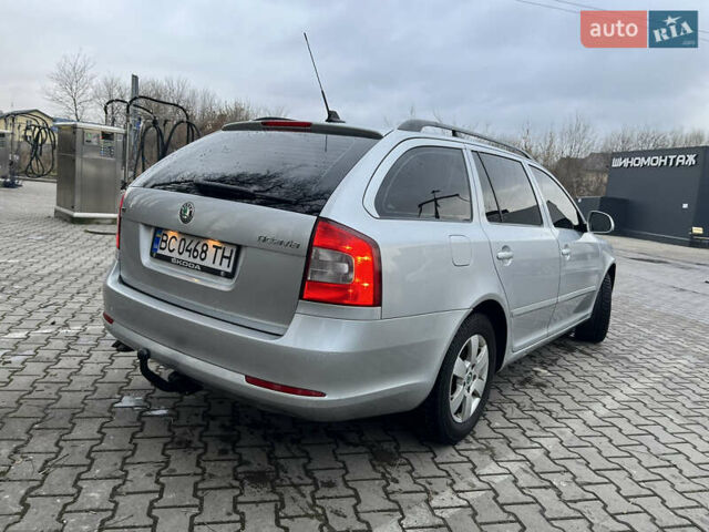 Серый Шкода Октавия, объемом двигателя 2 л и пробегом 285 тыс. км за 8800 $, фото 3 на Automoto.ua