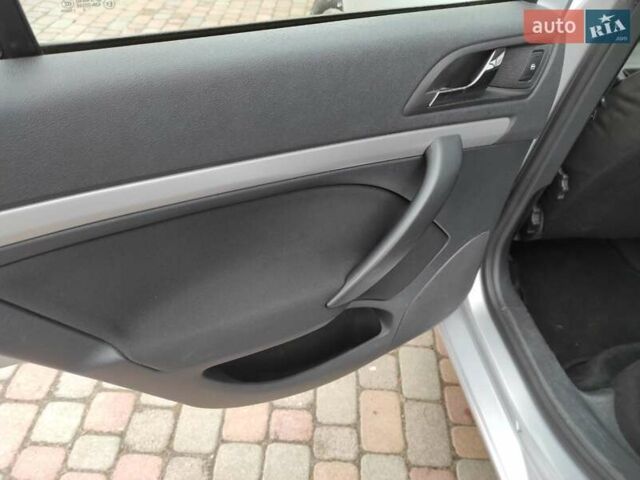 Серый Шкода Октавия, объемом двигателя 1.6 л и пробегом 310 тыс. км за 7700 $, фото 19 на Automoto.ua