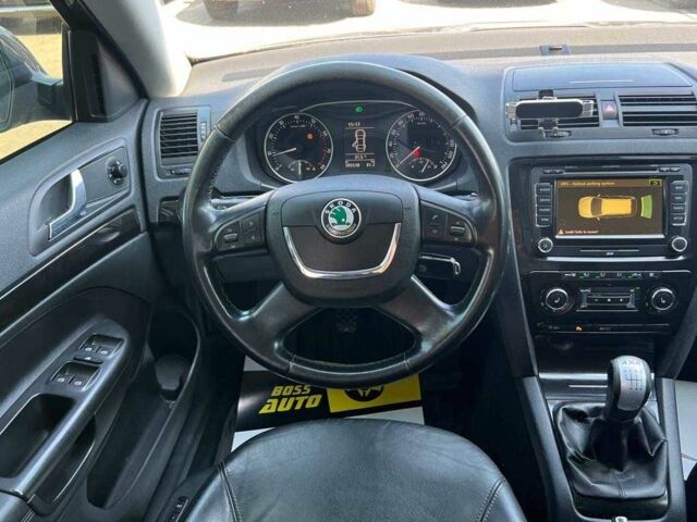 Сірий Шкода Октавія, об'ємом двигуна 1.8 л та пробігом 306 тис. км за 7650 $, фото 13 на Automoto.ua