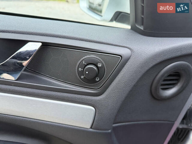 Серый Шкода Октавия, объемом двигателя 2 л и пробегом 185 тыс. км за 10700 $, фото 30 на Automoto.ua