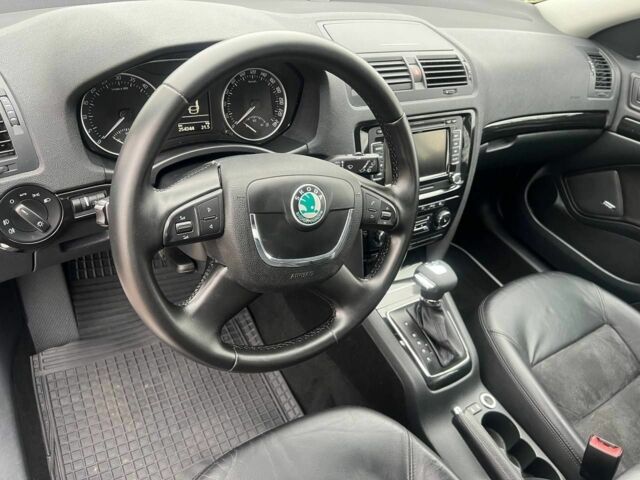 Серый Шкода Октавия, объемом двигателя 2 л и пробегом 255 тыс. км за 10700 $, фото 23 на Automoto.ua