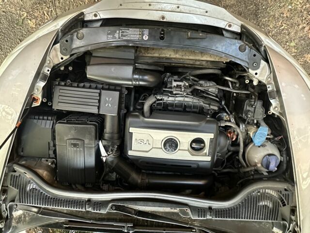 Серый Шкода Октавия, объемом двигателя 1.8 л и пробегом 221 тыс. км за 7500 $, фото 7 на Automoto.ua