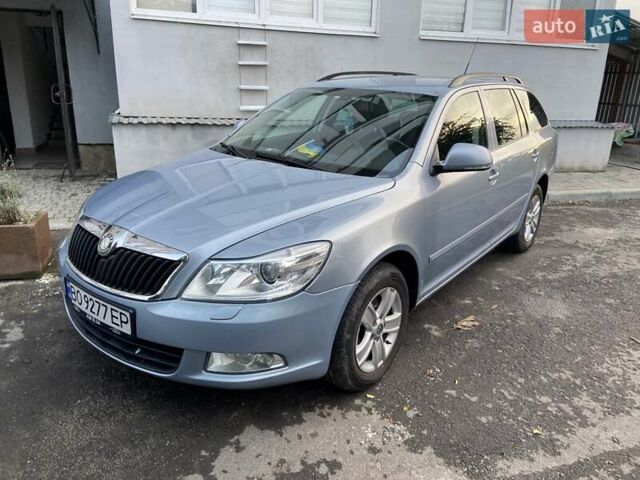 Серый Шкода Октавия, объемом двигателя 1.6 л и пробегом 320 тыс. км за 7700 $, фото 2 на Automoto.ua