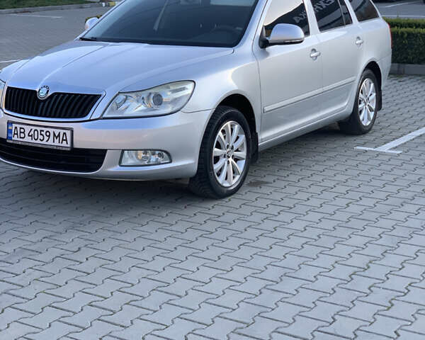 Сірий Шкода Октавія, об'ємом двигуна 1.6 л та пробігом 181 тис. км за 8799 $, фото 7 на Automoto.ua