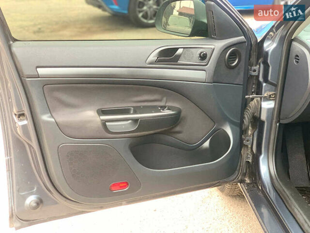 Сірий Шкода Октавія, об'ємом двигуна 1.6 л та пробігом 307 тис. км за 7190 $, фото 33 на Automoto.ua
