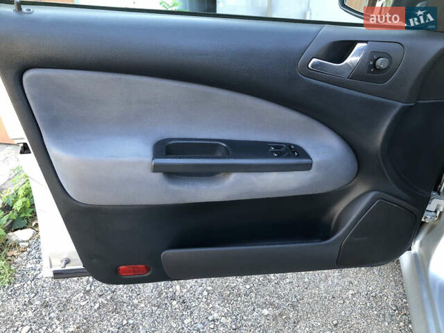 Сірий Шкода Октавія, об'ємом двигуна 1.6 л та пробігом 160 тис. км за 7300 $, фото 28 на Automoto.ua