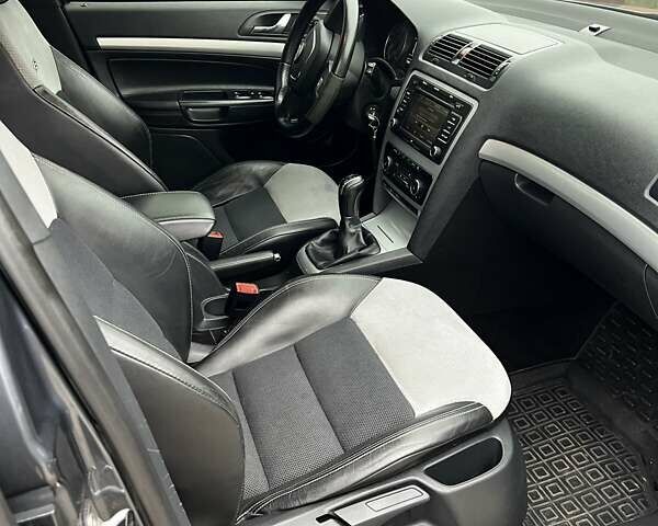 Серый Шкода Октавия, объемом двигателя 1.97 л и пробегом 215 тыс. км за 9100 $, фото 19 на Automoto.ua