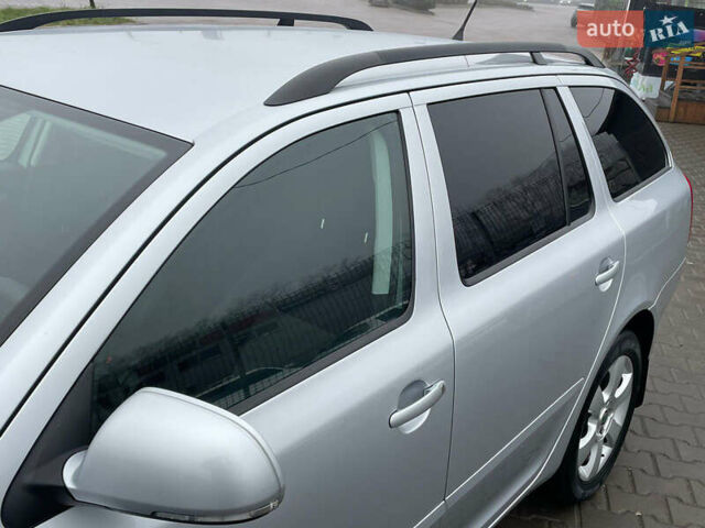 Сірий Шкода Октавія, об'ємом двигуна 1.6 л та пробігом 229 тис. км за 8999 $, фото 146 на Automoto.ua