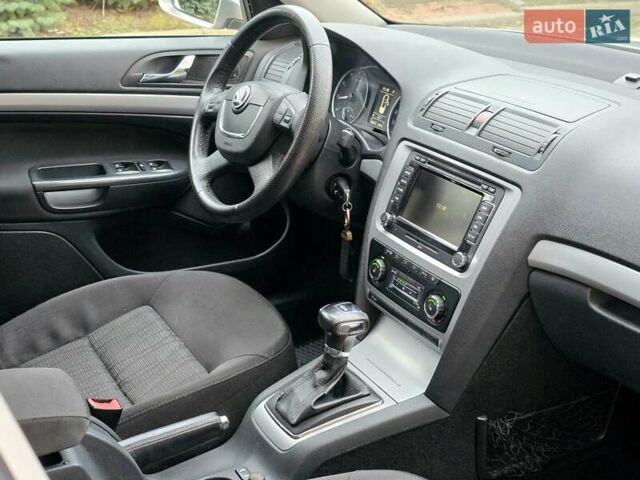 Серый Шкода Октавия, объемом двигателя 1.8 л и пробегом 226 тыс. км за 6700 $, фото 31 на Automoto.ua